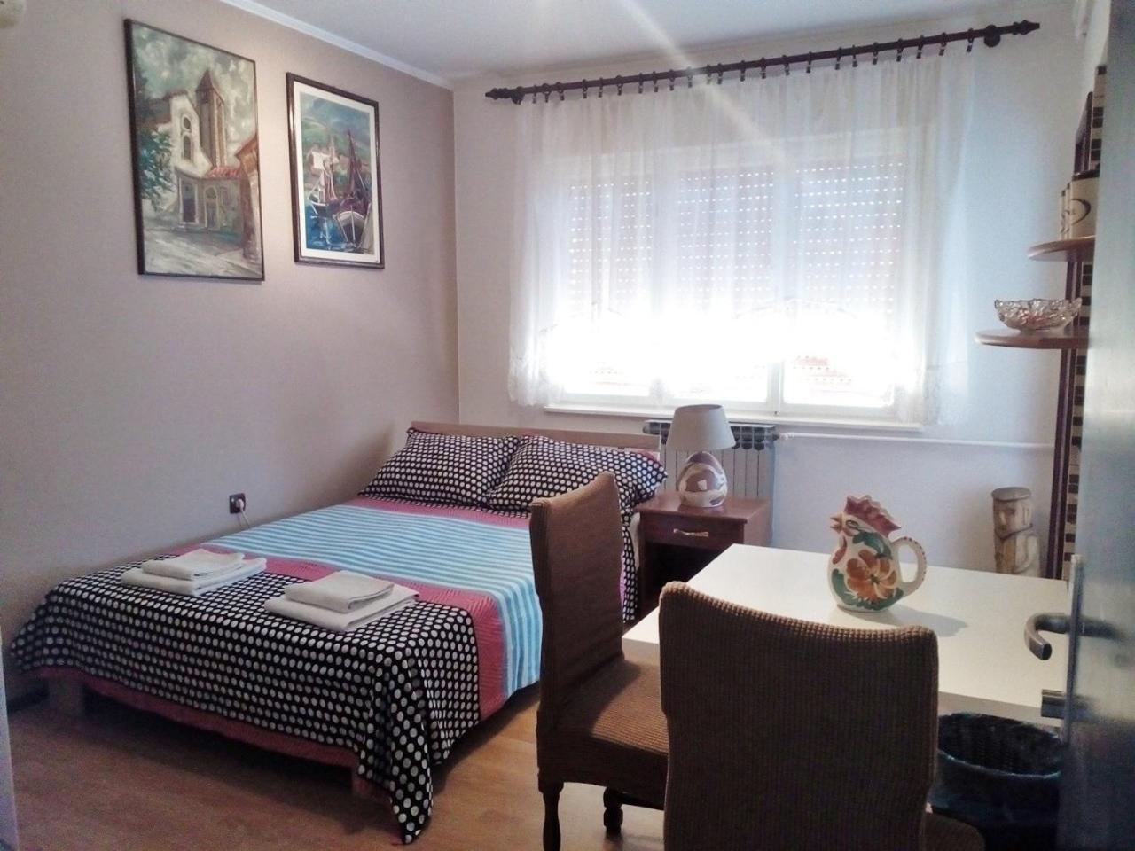 Apartments Lorinda Мощеничка-Драга Номер фото