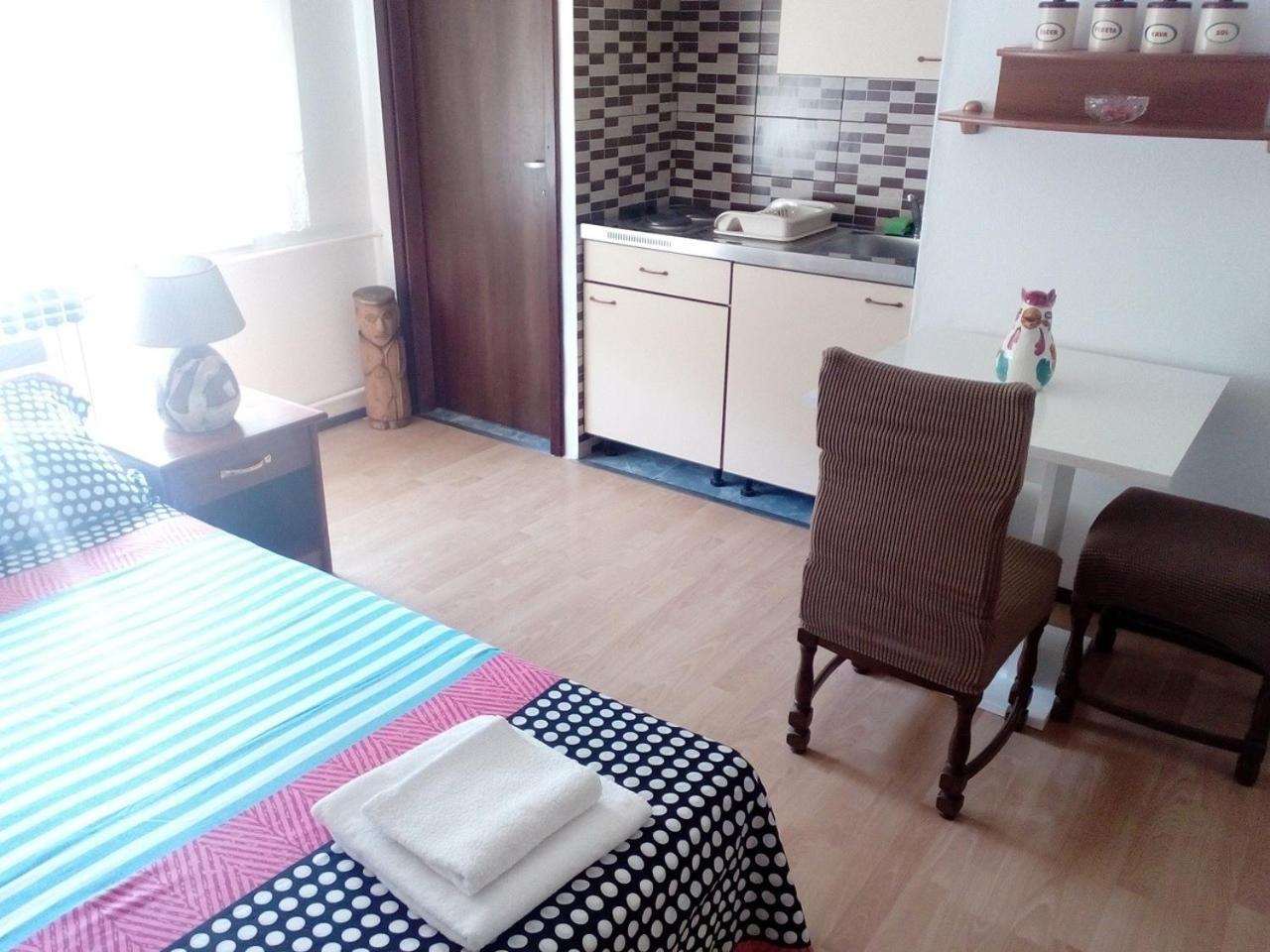 Apartments Lorinda Мощеничка-Драга Номер фото